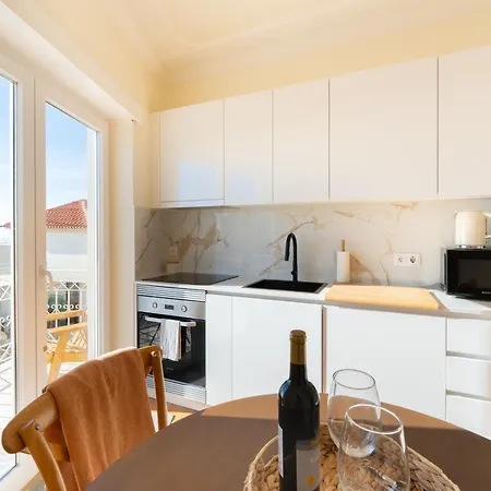 Horizonte Azul - New Renovated With Sea View Apartament Nazaré